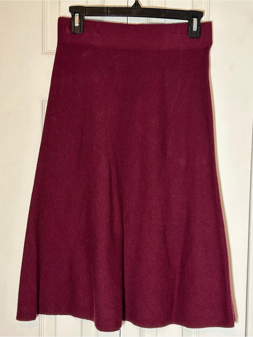 Liz Claiborne A-Line Knit Skirt in Deep Burgundy